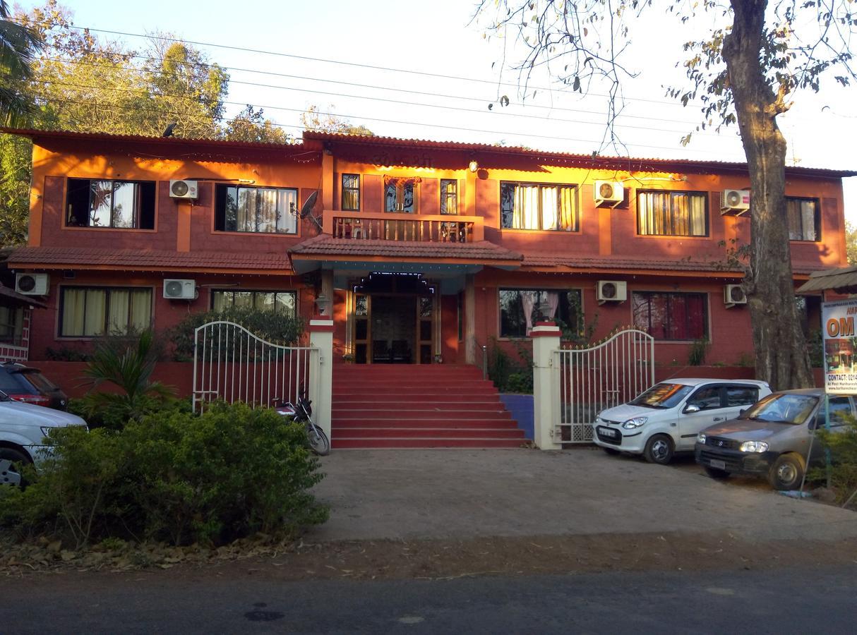 Om Shree Bed And Breakfast Harihareshwar Esterno foto